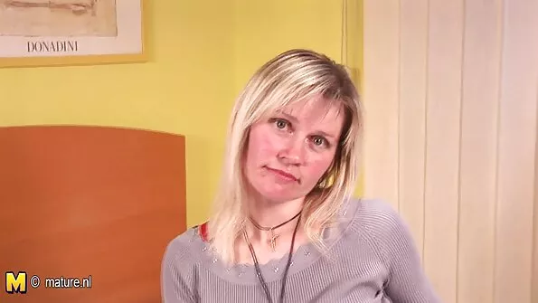 Досить за членом підглядати, заковтувати!. секс еротика