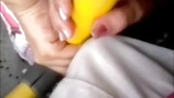 Зробив художниці пару компліментів і через еротика с пів години вже давав на ікл.